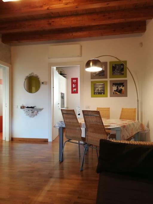Apartment Accogliente In Cascina Lombarda Segrate