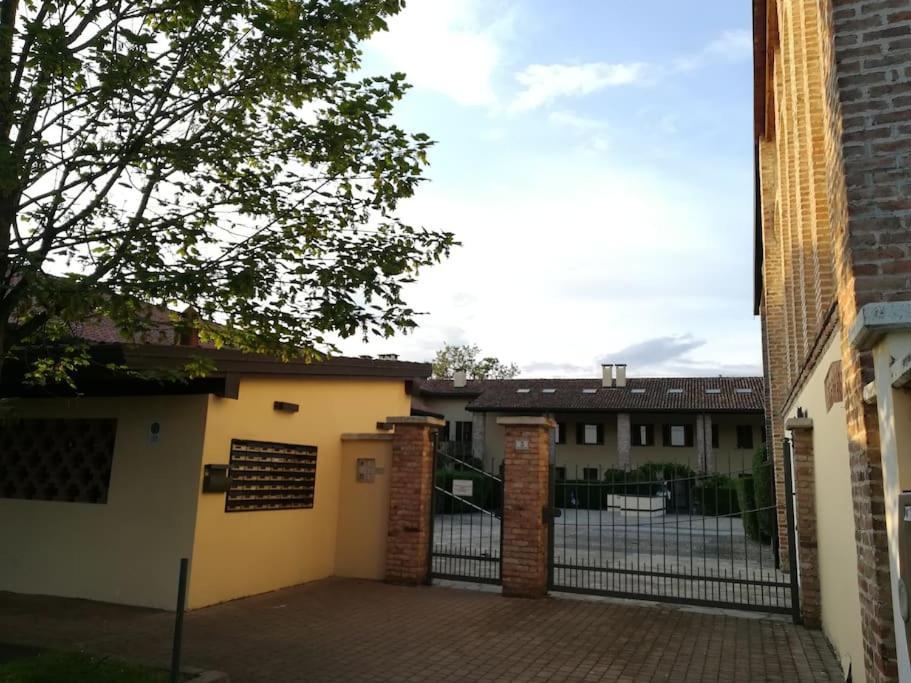 Apartment Accogliente In Cascina Lombarda